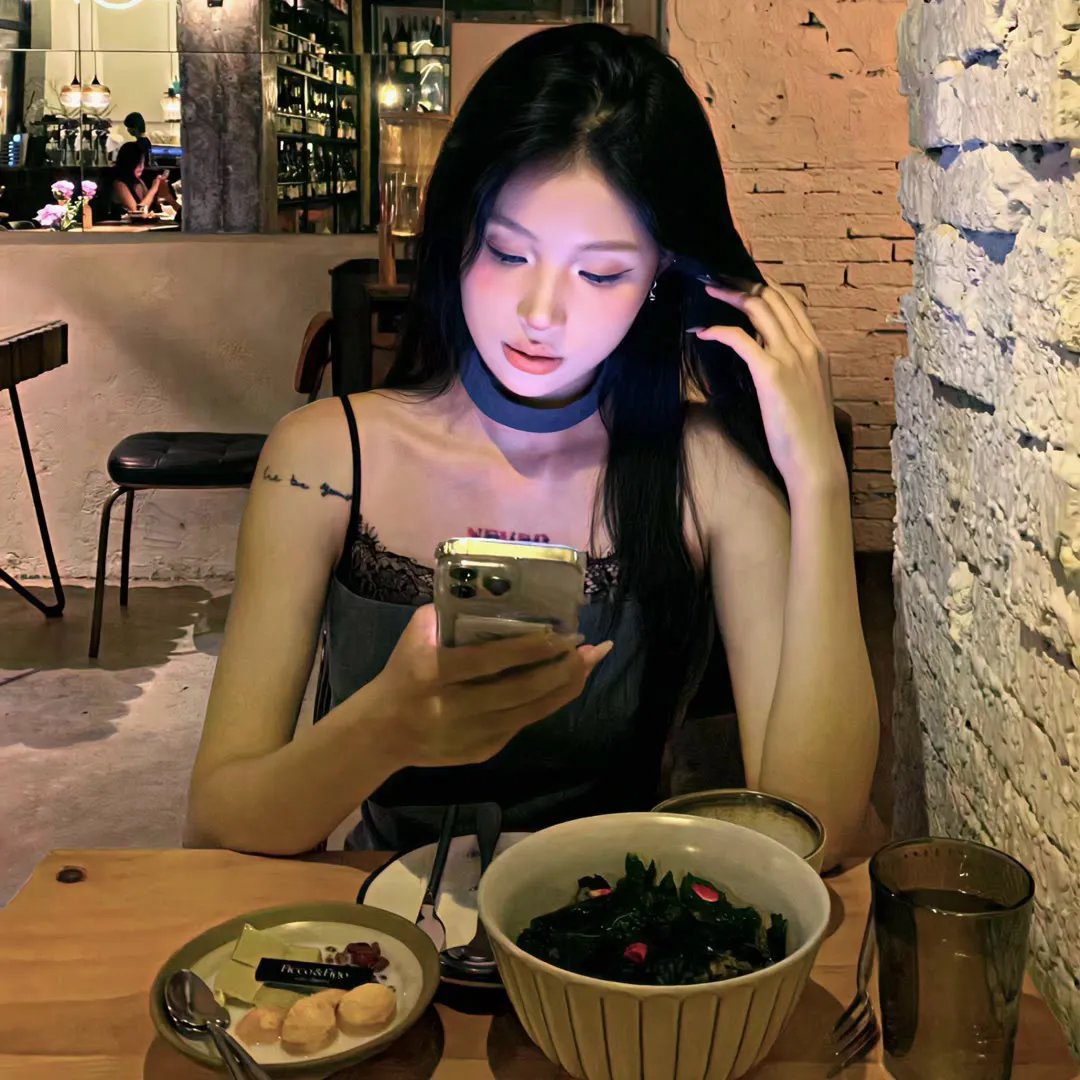 我被系统关了十万年