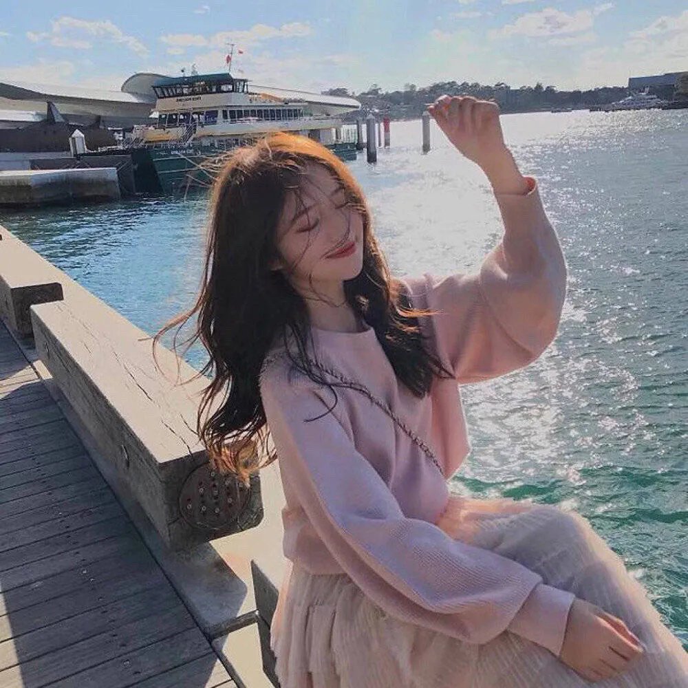 两个玛吉·摩尔